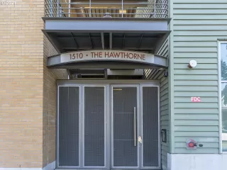 Photo #3: 21111870 Listing