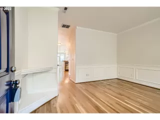 Photo #2: 21111899 Listing