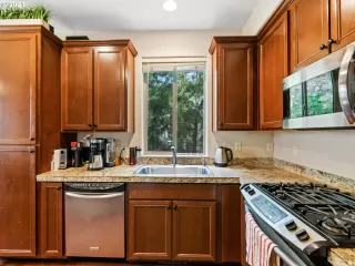 Photo #3: 21112307 Listing