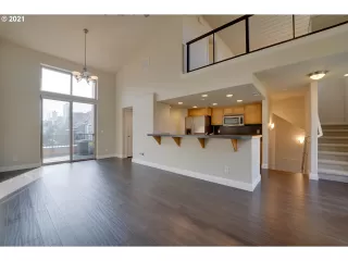 Photo #1: 21112930 Listing