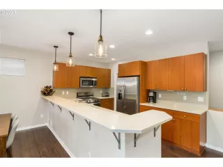 Photo #5: 21113543 Listing 