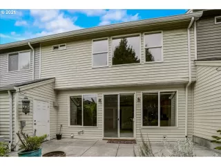 Photo #2: 21113564 Listing