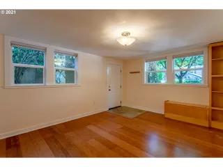 Photo #3: 21113701 Listing