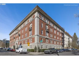 Photo #1: 21114655 Listing