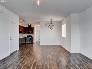 Photo #3: 21114719 Listing