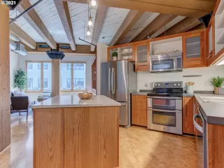 Photo #4: 21114944 Listing 