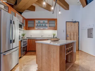 Photo #6: 21114944 Listing 