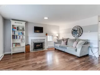 Photo #3: 21115383 Listing 
