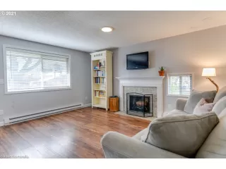 Photo #6: 21115383 Listing 