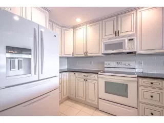 Photo #1: 21115959 Listing 