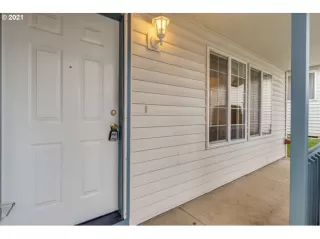 Photo #3: 21116287 Listing