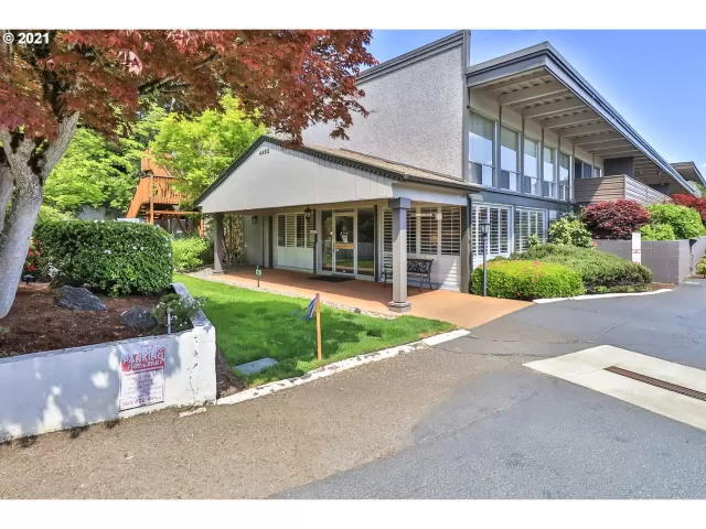 MLS: 21116632 Condo For Sale
