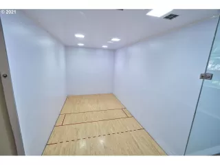 Photo #1: 21117052 Listing