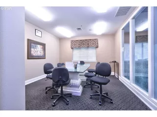 Photo #2: 21117052 Listing