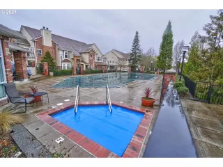 Photo #6: 21117052 Listing