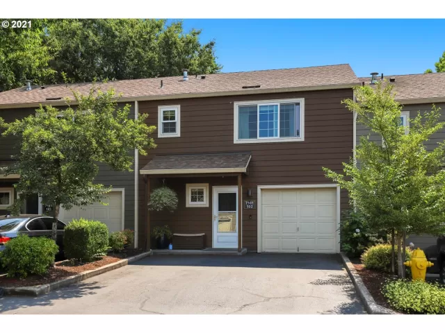 MLS: 21118120 Condo For Sale