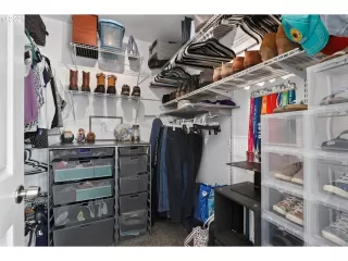 Photo #4: 21118120 Listing