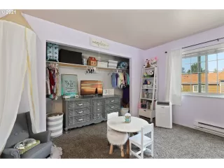 Photo #6: 21118120 Listing