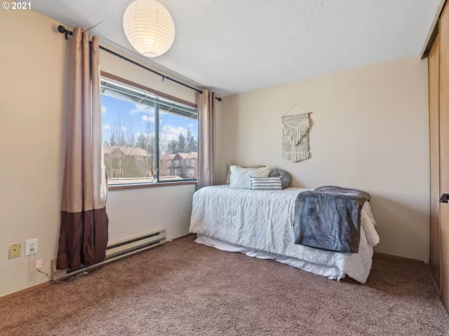 MLS: 21118336 Condo For Sale