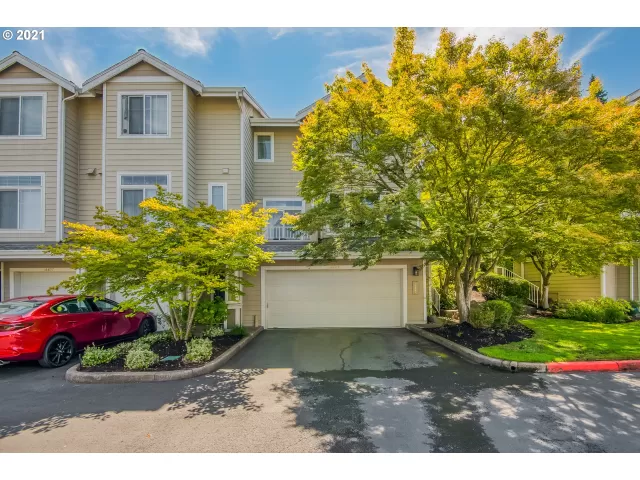 MLS: 21119296 Condo For Sale