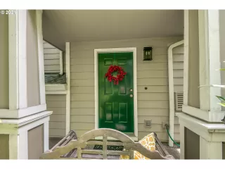 Photo #2: 21119296 Listing