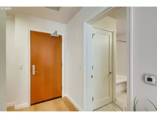 Photo #2: 21120556 Listing