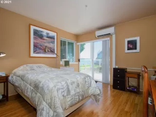 Photo #3: 21121181 Listing