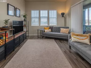 Photo #5: 21122491 Listing 