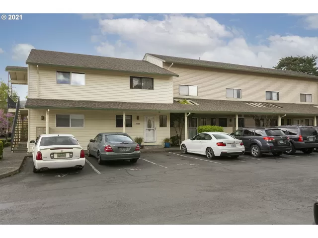 MLS: 21122976 Condo For Sale
