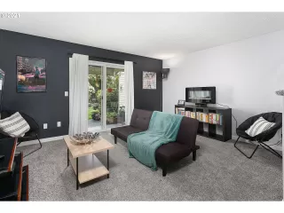Photo #1: 21122976 Listing