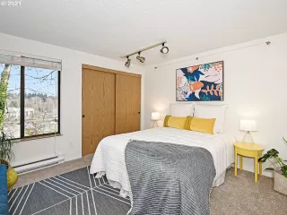 Photo #2: 21123335 Listing