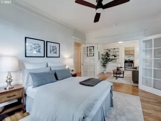 Photo #3: 21124595 Listing