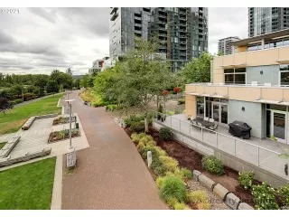 Photo #2: 21124943 Listing 