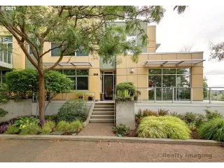 Photo #3: 21124943 Listing 