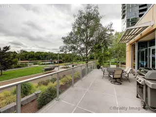 Photo #5: 21124943 Listing 