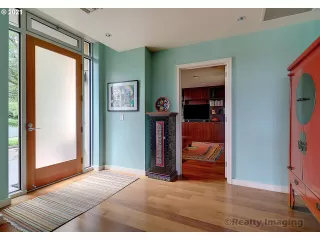 Photo #6: 21124943 Listing 