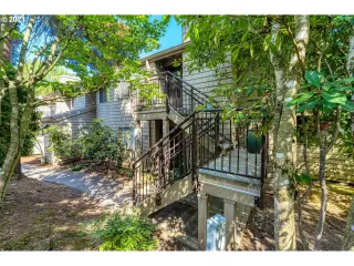 Photo #1: 21125047 Listing