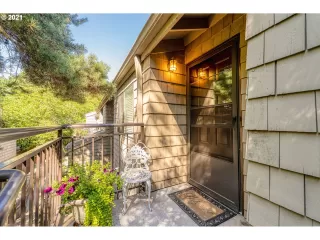 Photo #2: 21125047 Listing