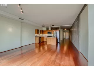 Photo #4: 21125266 Listing 