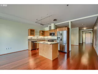 Photo #6: 21125266 Listing 