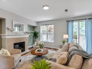 Photo #2: 21125647 Listing