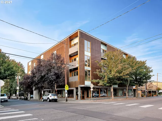 MLS: 21125648 Condo For Sale