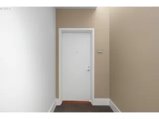 Photo #1: 21125946 Listing 