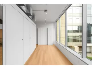 Photo #5: 21125946 Listing 