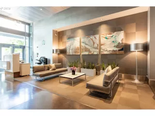 Photo #2: 211261947 Listing 