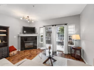 Photo #4: 21126680 Listing 