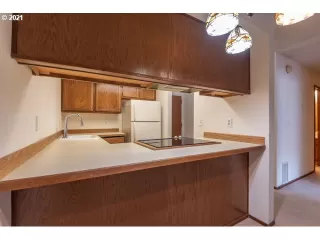 Photo #2: 21128128 Listing 