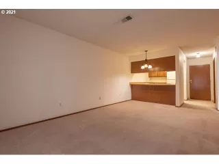 Photo #6: 21128128 Listing 