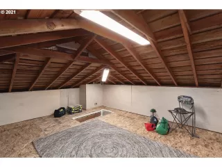Photo #5: 21128298 Listing