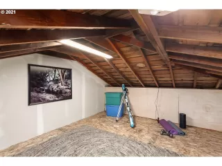 Photo #6: 21128298 Listing